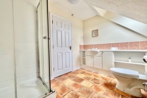 En-Suite- click for photo gallery